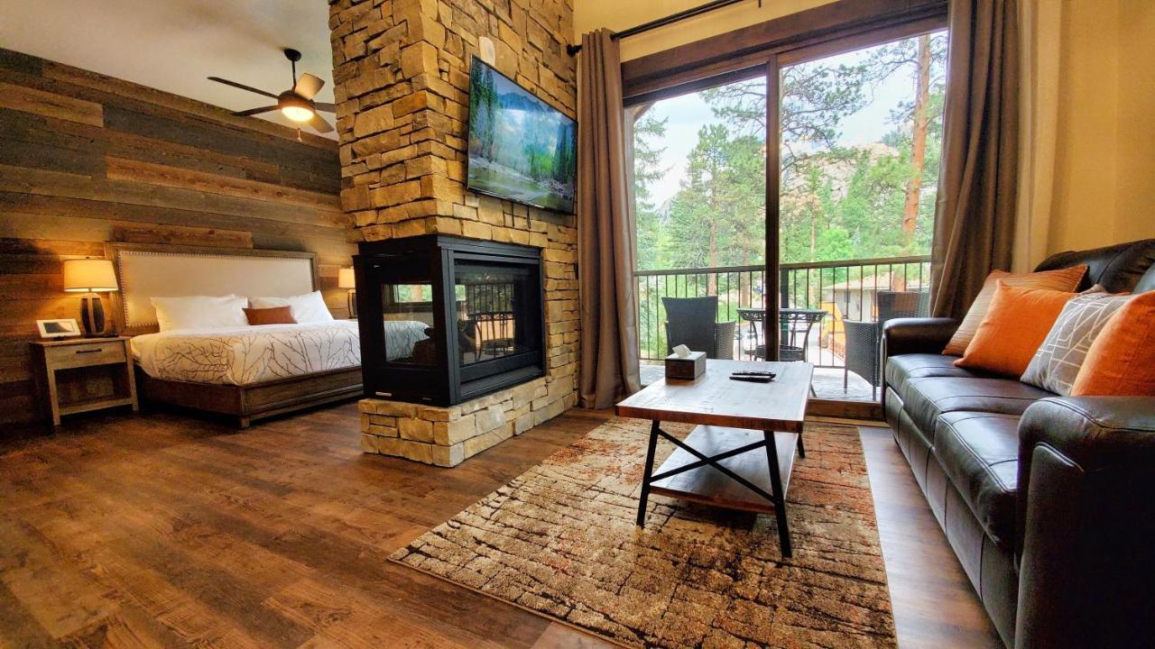 The Inn On Fall River & Fall River Cabins เอสเทสพาร์ค ภายนอก รูปภาพ